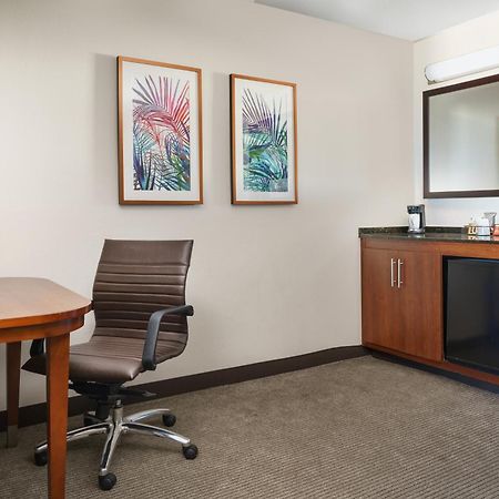 Hyatt Place Fort Lauderdale Airport/Cruise Port Dania Beach Ngoại thất bức ảnh