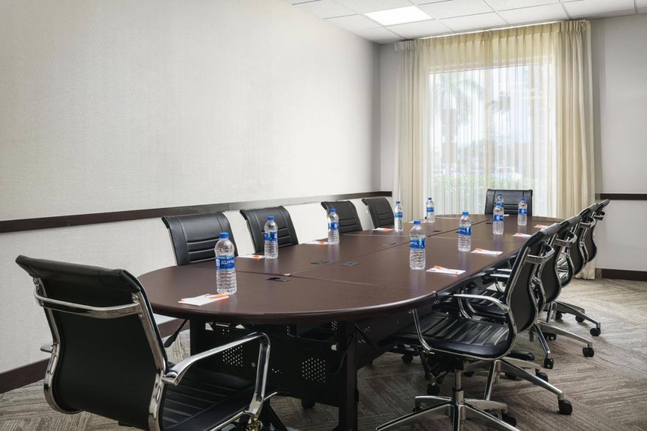 Hyatt Place Fort Lauderdale Airport/Cruise Port Dania Beach Ngoại thất bức ảnh