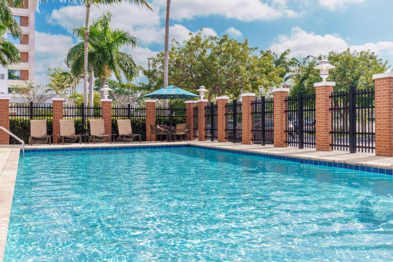 Hyatt Place Fort Lauderdale Airport/Cruise Port Dania Beach Ngoại thất bức ảnh